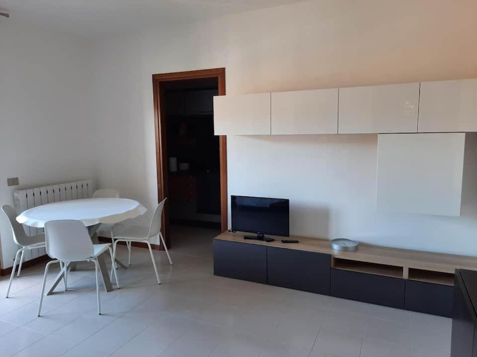 Appartamento Confortevole E Ben Servito San Mariano Εξωτερικό φωτογραφία